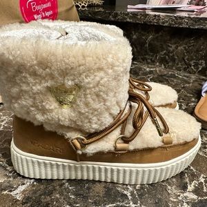 PAJAR Ceria Genuine Shearling Trimmed Waterproof Boot size 6-6.5 6 1/2 New